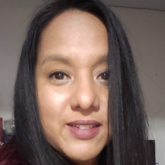 Meet your Posher, JoAnn - Picture 1 of 1